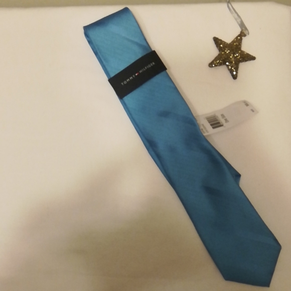 Tommy Hilfiger Tie - Picture 1 of 5